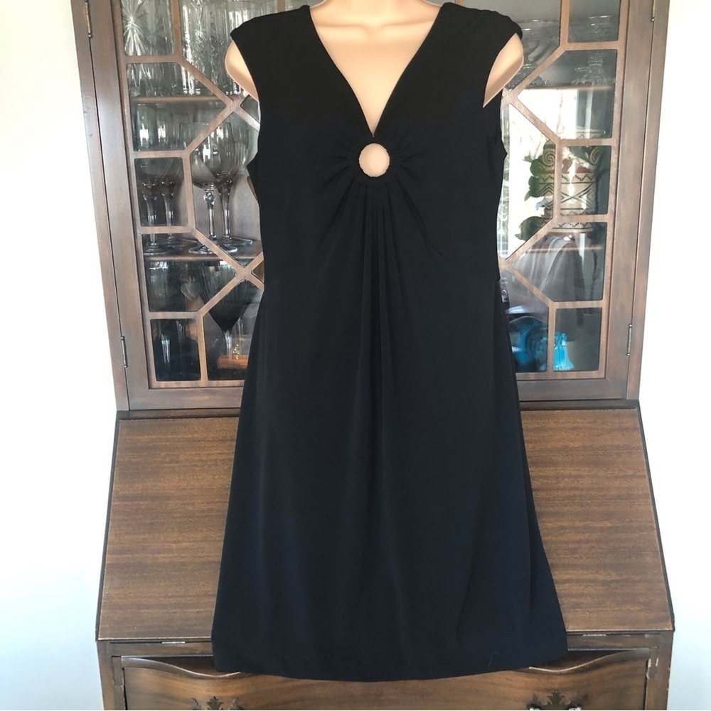 Lori M Collection. dress​​​